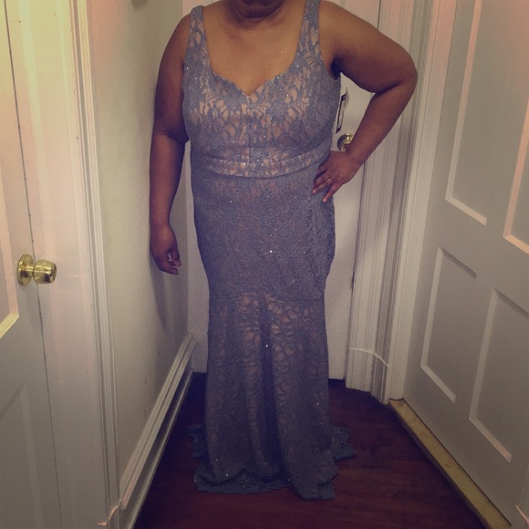 Betsy & Adam Dresses & Skirts - Periwinkle Lace Evening Gown w/ Nude Underlay Betsy & Adam Dresses & Skirts - Periwinkle Lace Evening Gown w/ Nude Underlay